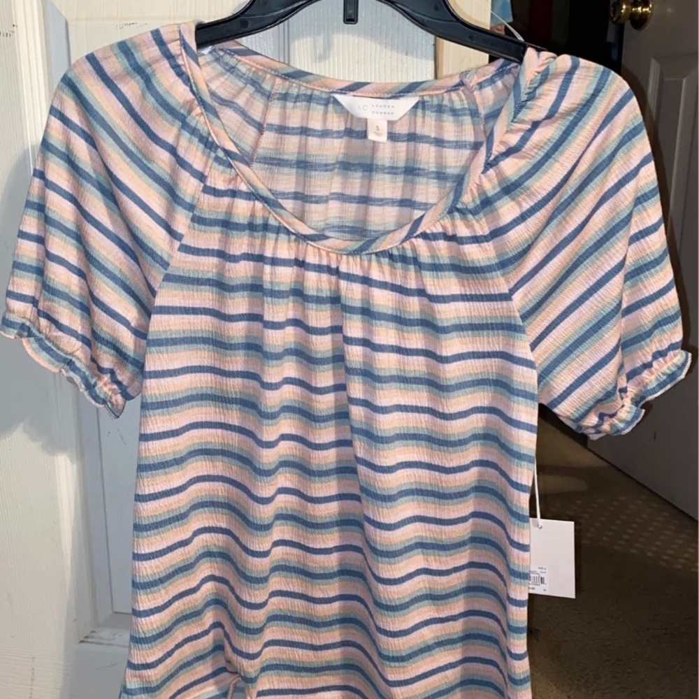 Ladies short sleeve blouse